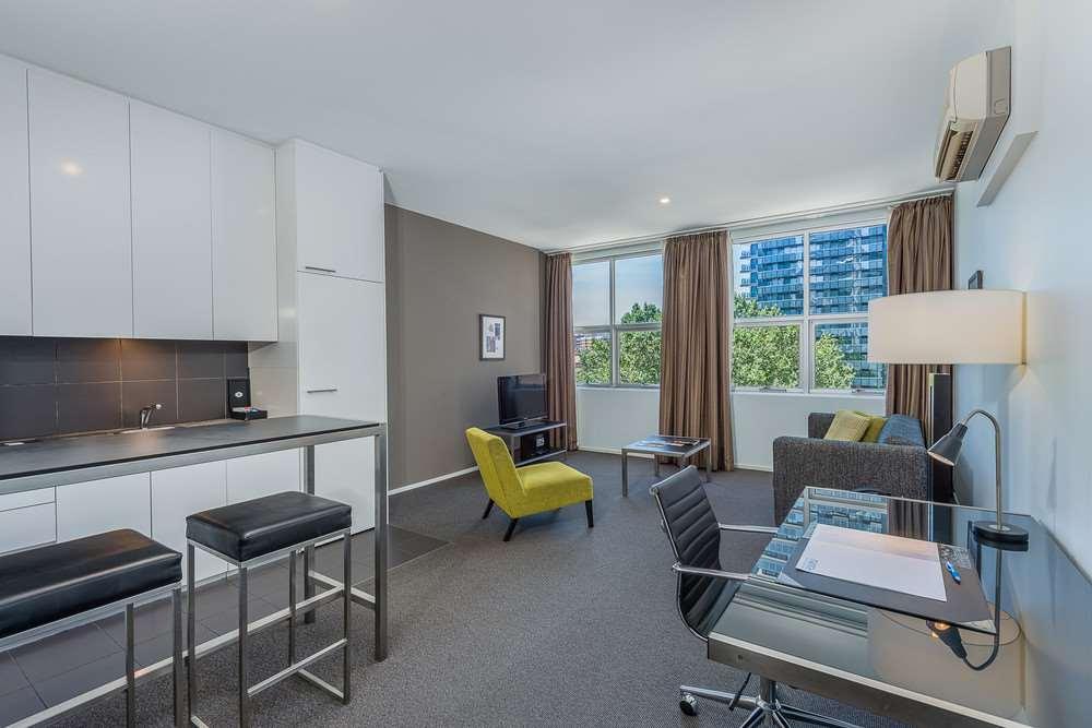 Aparthotel Mantra 100 Exhibition Melbourne City Zimmer foto