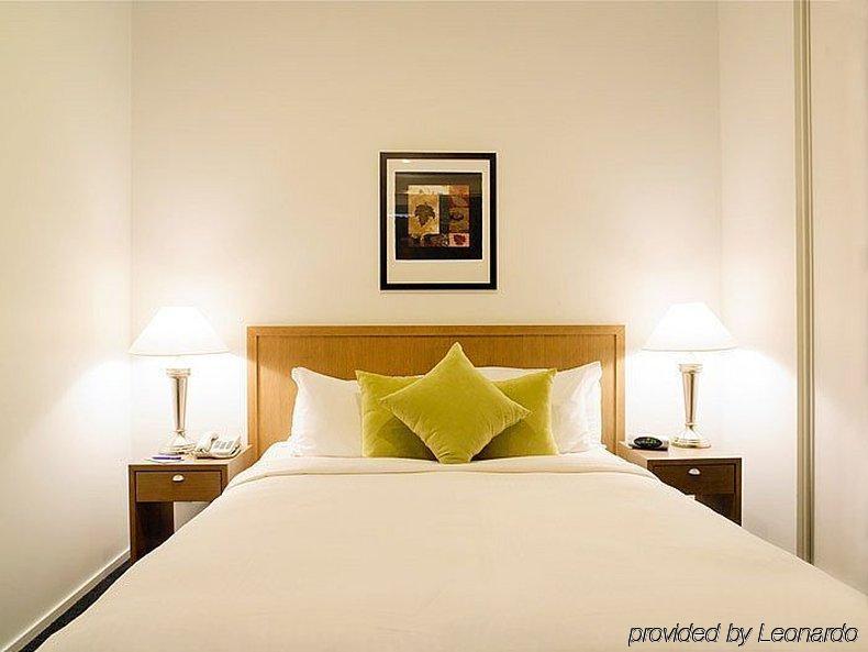 Aparthotel Mantra 100 Exhibition Melbourne City Zimmer foto